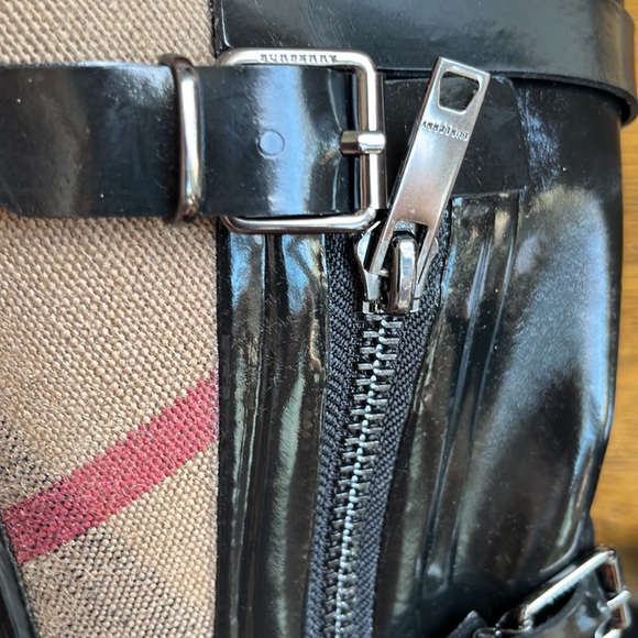 Burberry Biker Rubber Bootbiker Rubber boot in size UK(5) EUR(38). - Picture 10 of 14